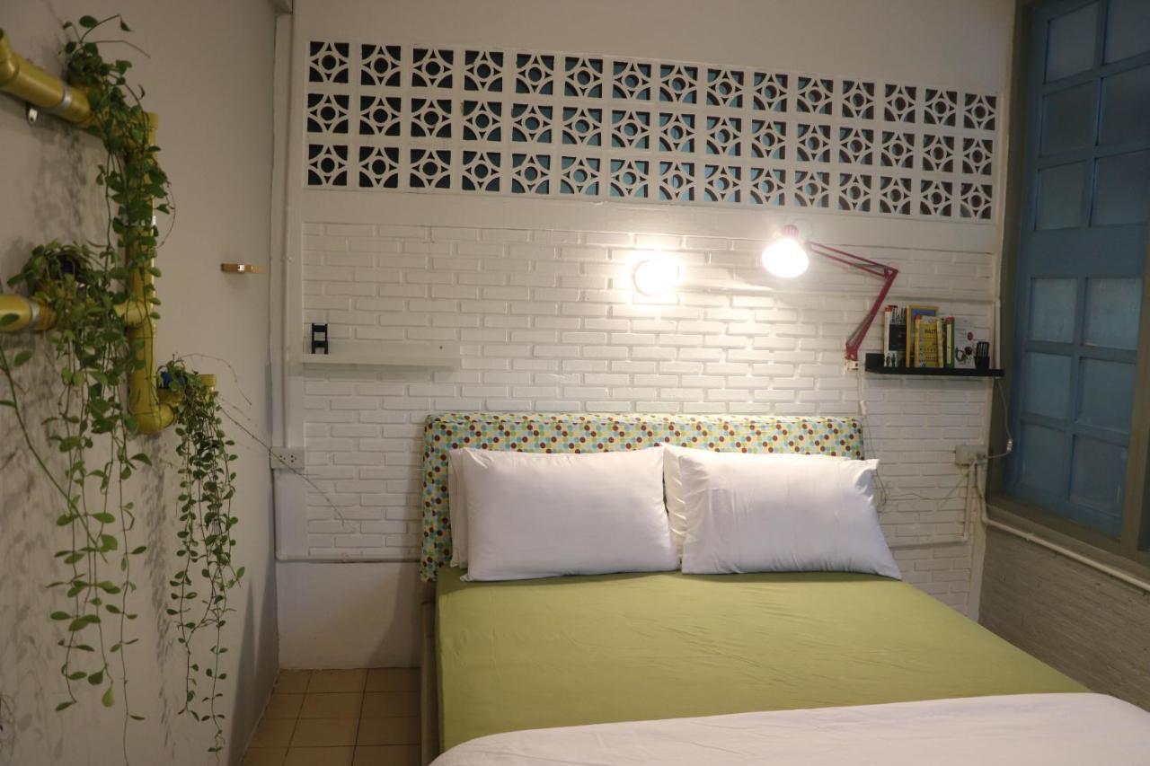 בנגקוק Nesuto Hostel Ramkamhaeng 52 מראה חיצוני תמונה