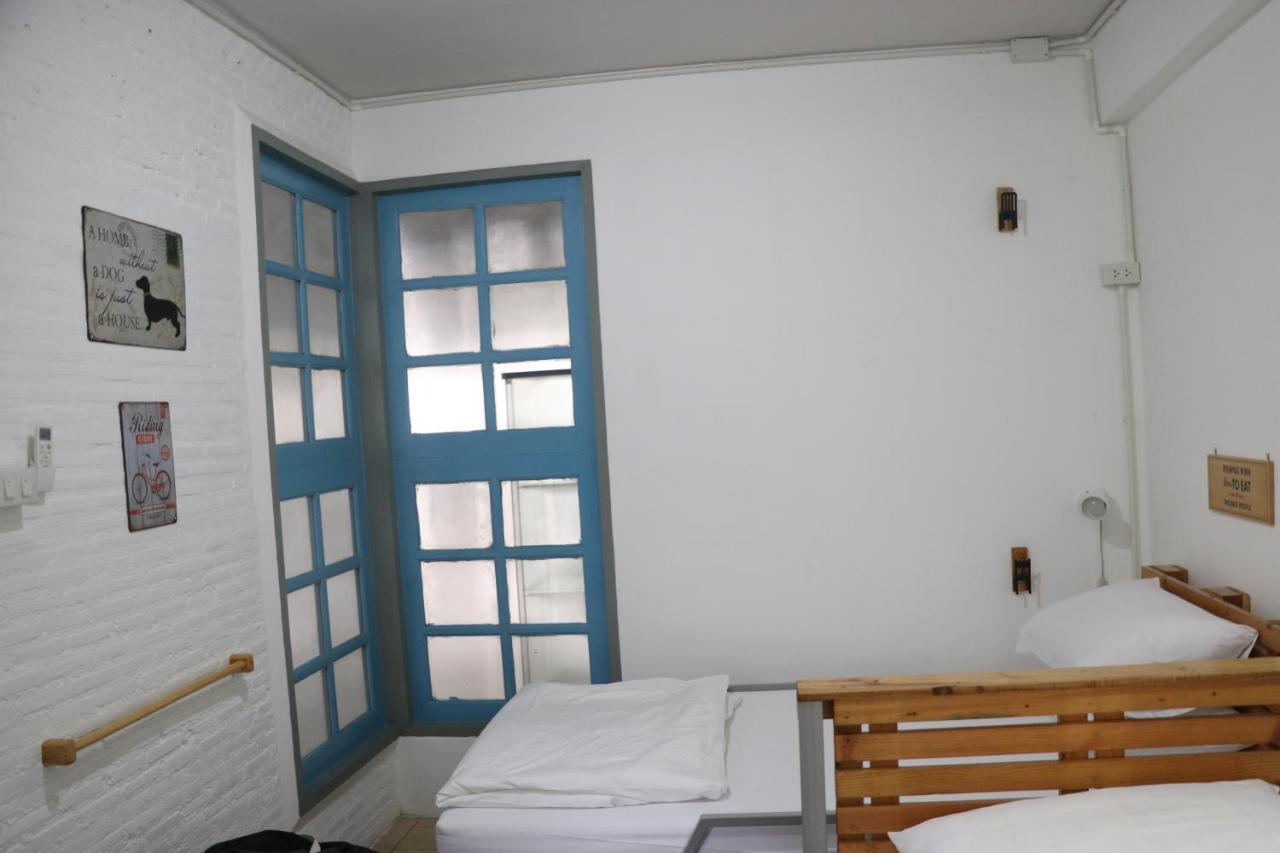 בנגקוק Nesuto Hostel Ramkamhaeng 52 מראה חיצוני תמונה