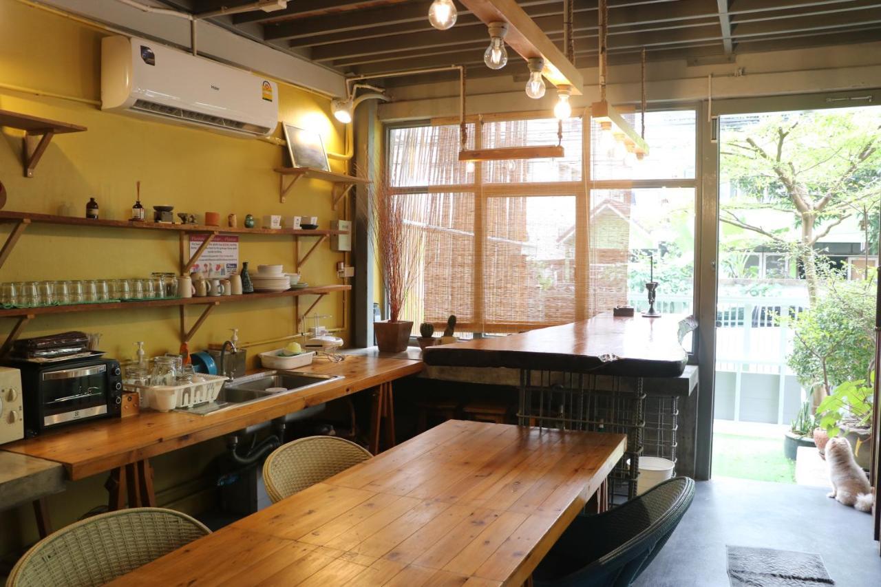 בנגקוק Nesuto Hostel Ramkamhaeng 52 מראה חיצוני תמונה